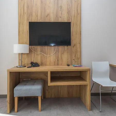 Apartment Czarna Gora 331 3*